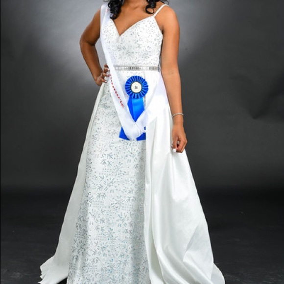 Johnathan Kayne White Lace Sequin Gown with Overskirt - Picture 5 of 5